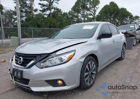 2017 Nissan Altima 2.5 Sv z USA, uszkodzony, nr VIN 1N4AL3AP5HC230108